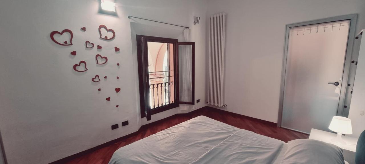 Crociali Daire Bolonya Dış mekan fotoğraf